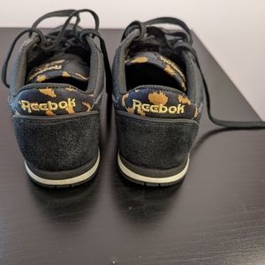 Reebok sneaker with cheetah detail size 6.5